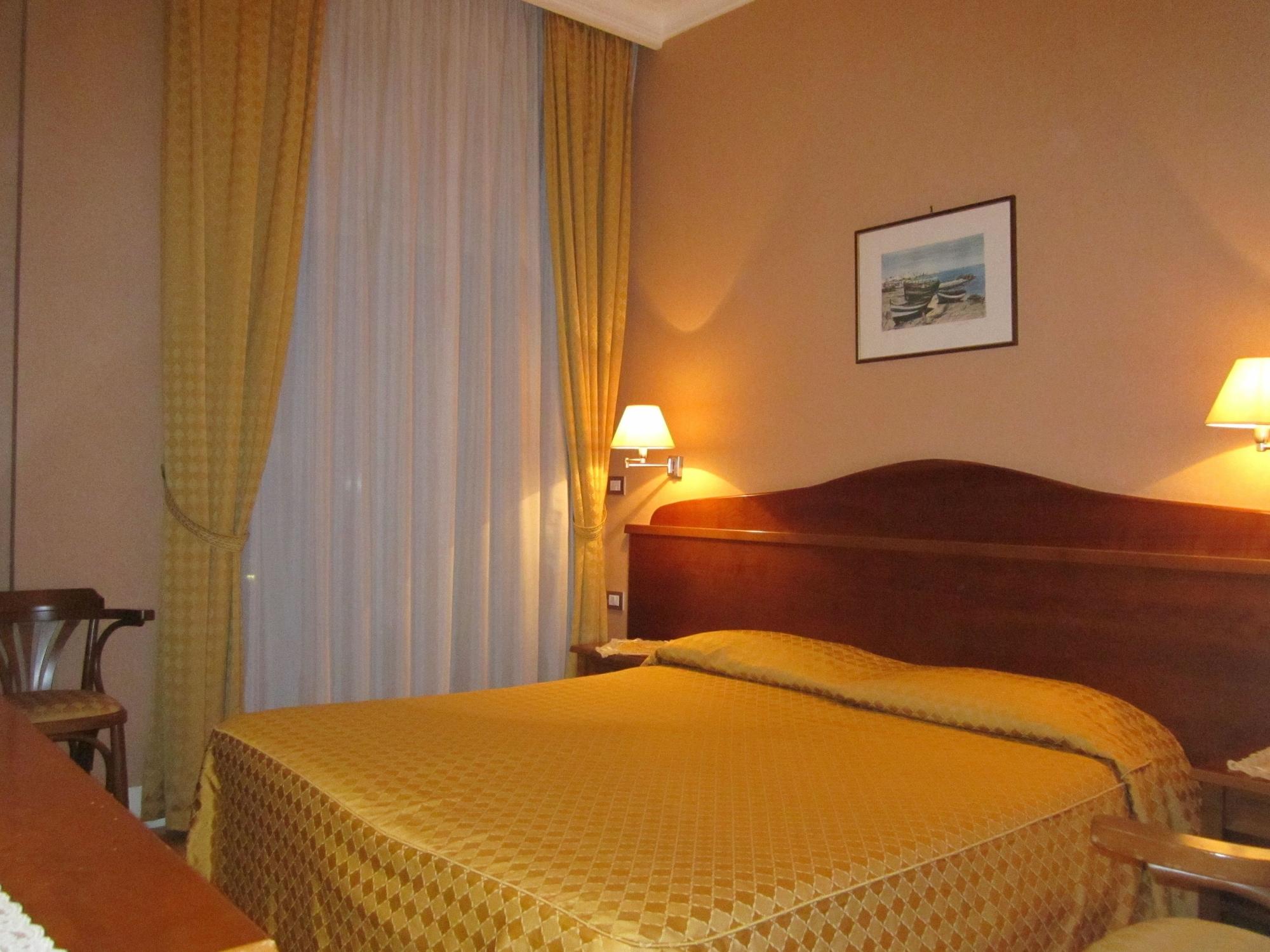 Hotel Conchiglia D'Oro Палермо Экстерьер фото